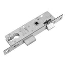 Cerradura perfil angosto de pestillo doble manija.color silver. Backset 23 mm; 14x38x146 mm. C-C 66