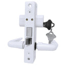 Set cerradura pestillo perfil angosto con manija. Blanco. llave ambos lados , 2 llaves, placa decora