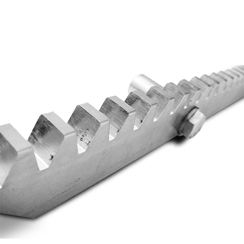 1 mt Cremallera para motor de porton. con tornillos. Modulo M4. 12x30mm.  (N1-P5-entre S y R)