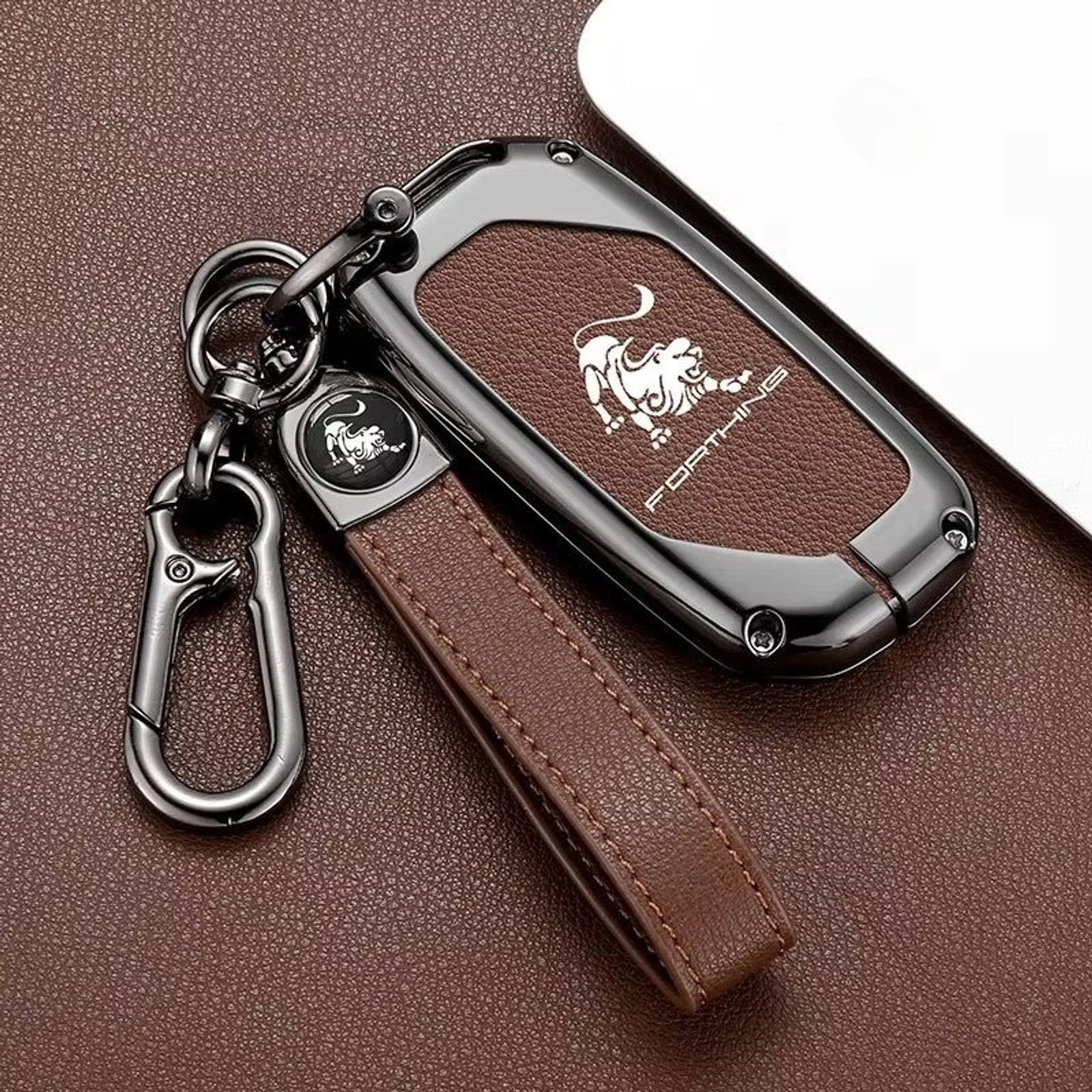 Funda protectora chocolate para llave de Forthing T5 EVO. Cover marrón para control remoto de vehículo.
