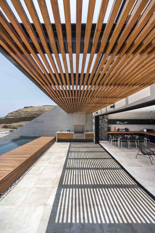 PErgola WPC Tubo Cuadrado Acabado Madera Cedro Exteriores  2" 50x50x2900mm