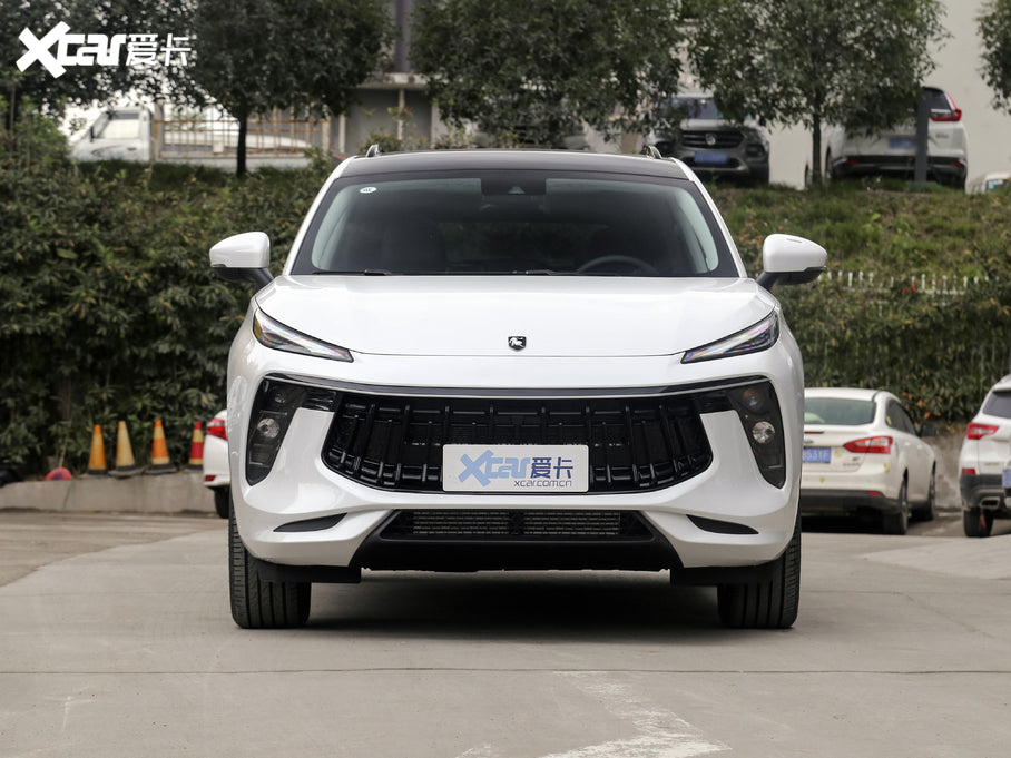 SUV T5EVO Dongfeng Forthing Gasolina Version Exclusive 360cam 8 airbags Color Blanco/Interior Negr
