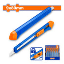 Exacto de Plástico 9 x 80mm. Con pulsador plano. 1 hoja. Acero Inoxidable.