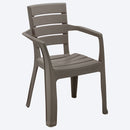 Silla plástica Barú con brazos, color mocca