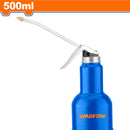 Aceitera Lata de aceite de metal con boquilla. Cap:500ml. Espesor:0.4mm. Cuerpo de Acero. Resiste al óxido.