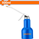 Aceitera Lata de aceite de metal con boquilla. Cap:500ml. Espesor:0.4mm. Cuerpo de Acero. Resiste al óxido.