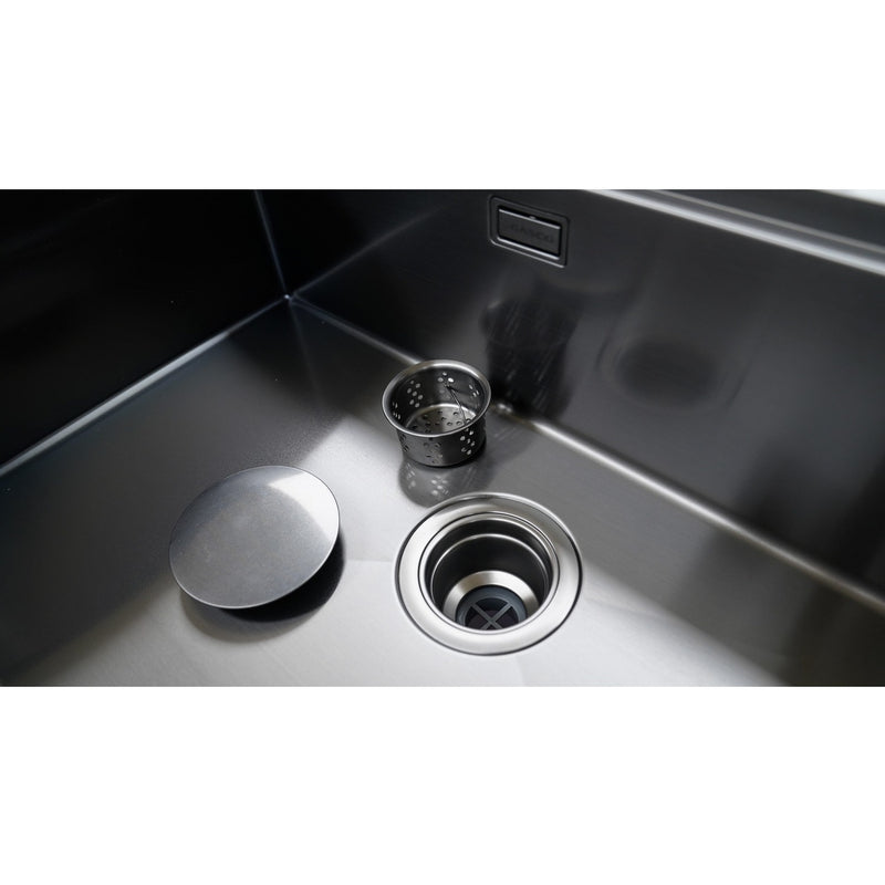 Fregador de acero inoxidable 30" x 20" x 9". Calibre 16. ONTARIO