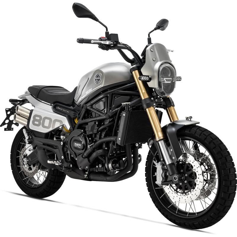Benelli Leoncino Trail 800. 754cc Motor Bicilindrico enfriado por liquido.