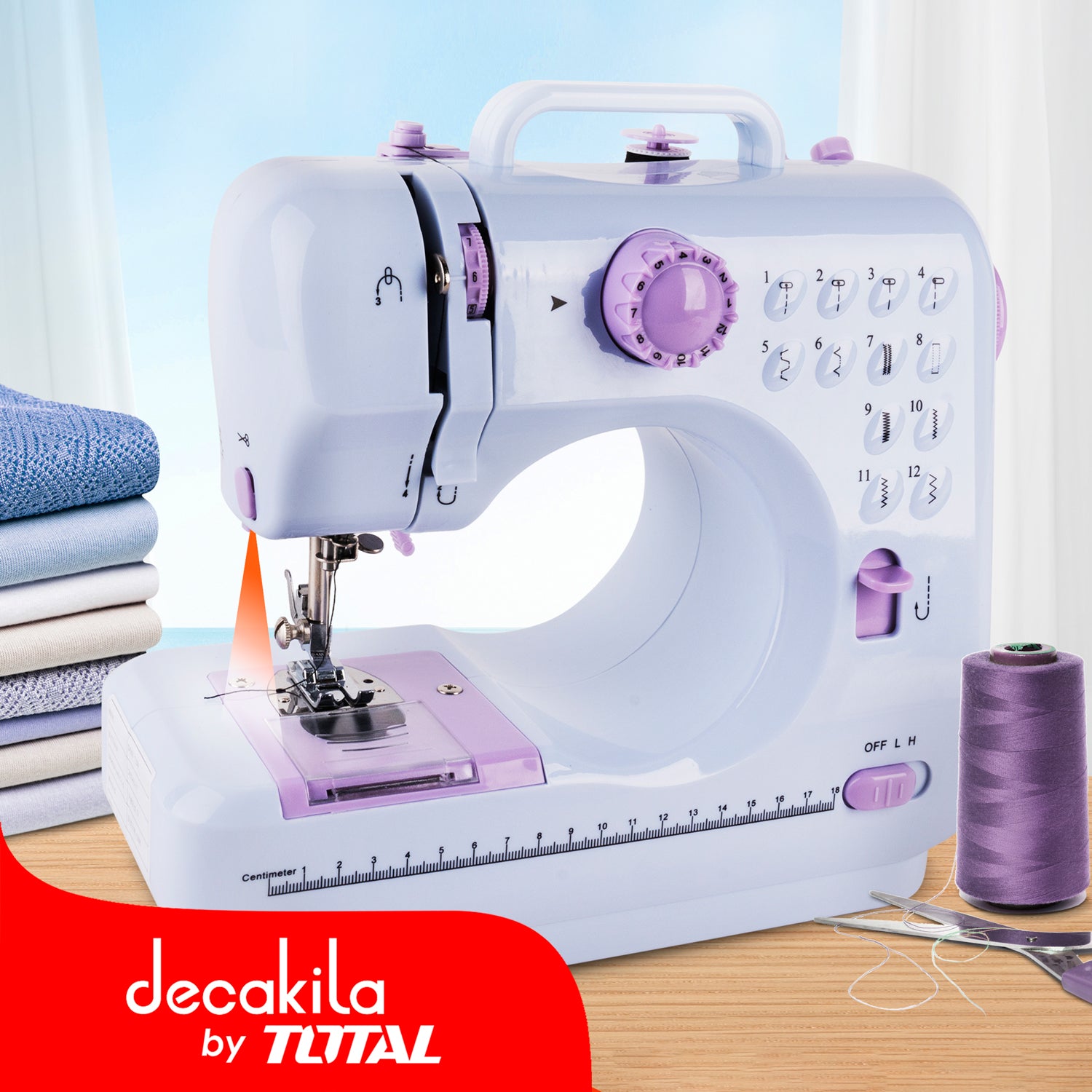 Maquina de coser 12 patrones puntadas integradas. Usa 4 baterias AA.
